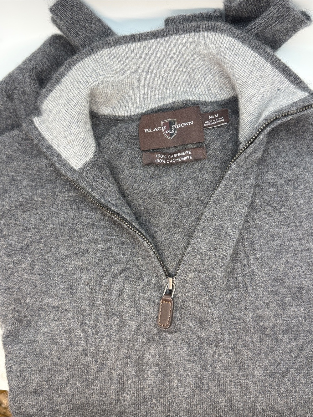 Cashmere Men’s  S/M Quarter Zip Sweater Charcoal Gray Pullover